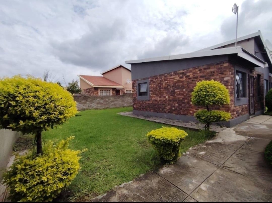 3 Bedroom Property for Sale in Seraleng North West